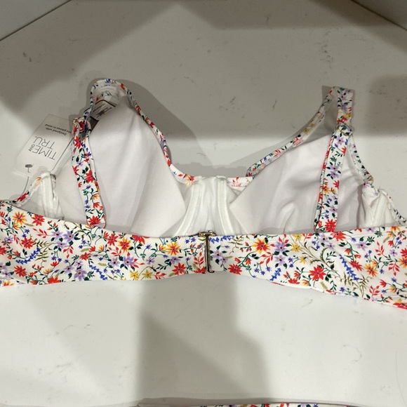 3x 24w-26w beautiful floral bikini ❤️🔥 NWT time and tru - Picture 5 of 15